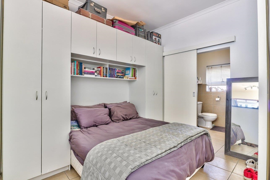 To Let 1 Bedroom Property for Rent in Beach Estate Western Cape